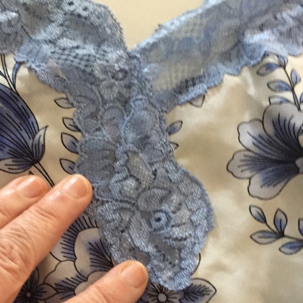 Spring Chemise - Picture 2 of 5